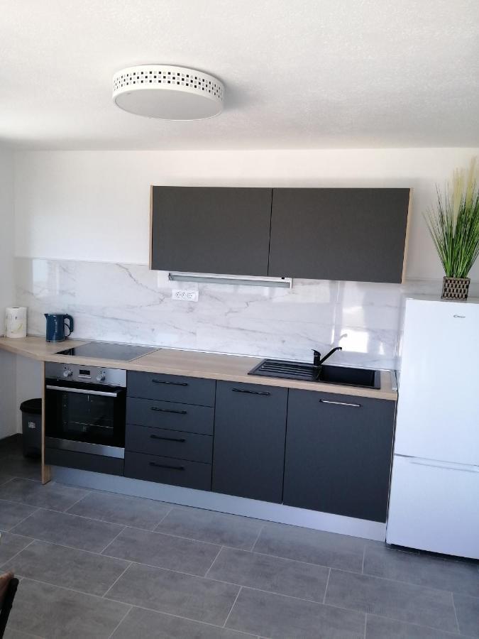 Apartman Pinto Apartman Makarska Kültér fotó